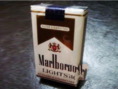 正品王冠香烟一手货源